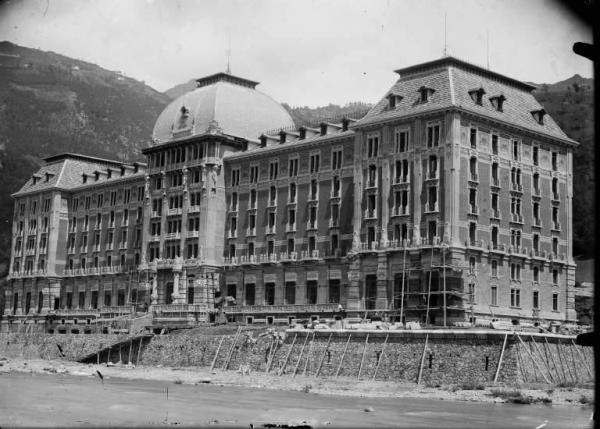 San Pellegrino Terme- Grand Hotel (di Goglio Eugerio)